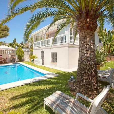 Villa Lovely With Swimming Pool Marbella